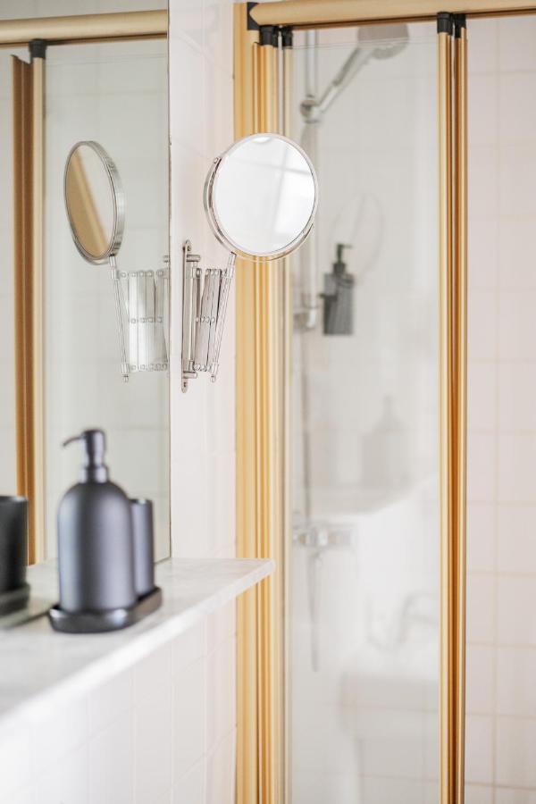 Self-Check-In Hotel Adlon ウィーン エクステリア 写真